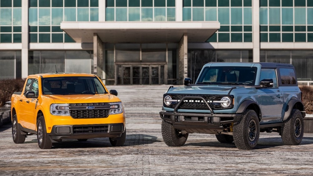 Ford Bronco y Maverick en North American Car, Utility and Truck Awards